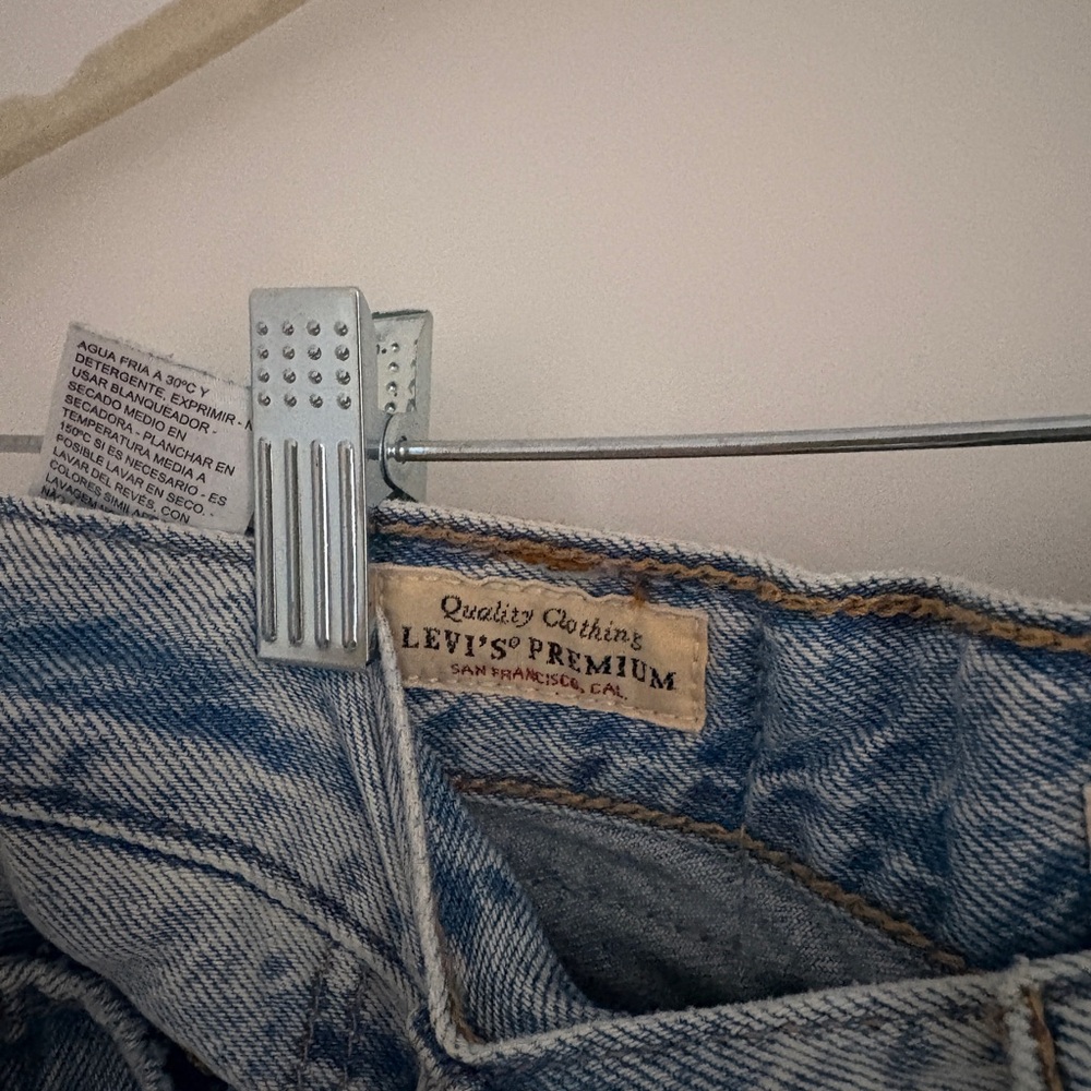 Levi’s ribcage wide leg jeans 26x30 - Picture 4 of 6